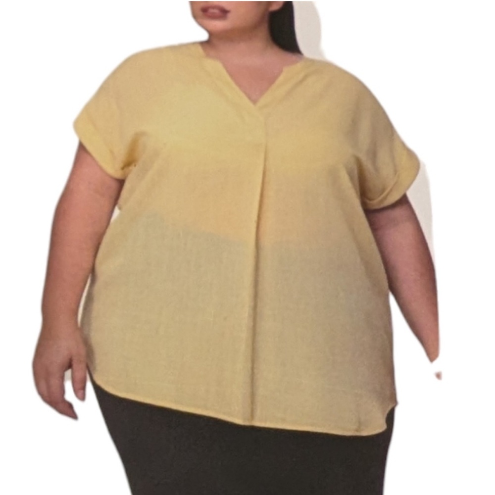 XL:💛 Rachel Roy Short Sleeve V-Neck
Tunic Top